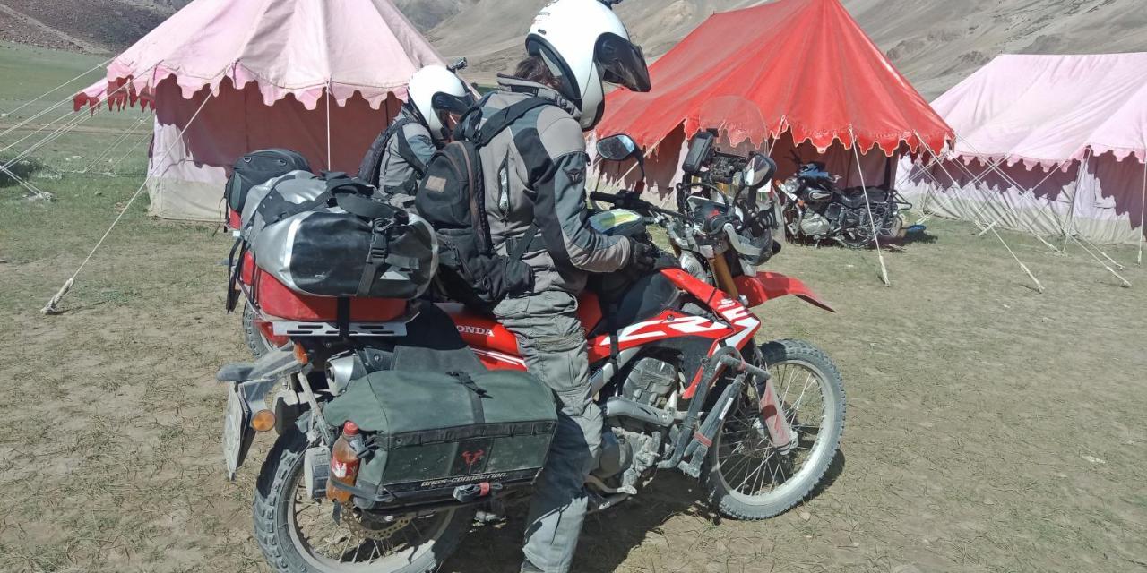 ホテル Himalayan Routes Camp Sarchu Sir Bhum Chun エクステリア 写真